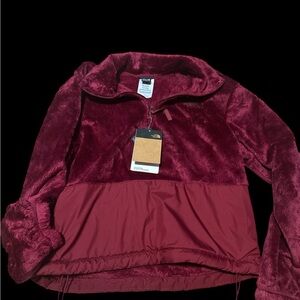 The North Face Women's Teddy Jacket in Burgundy